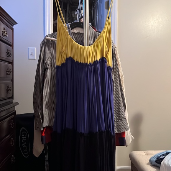 Spaghetti strap dress! - Picture 2 of 3